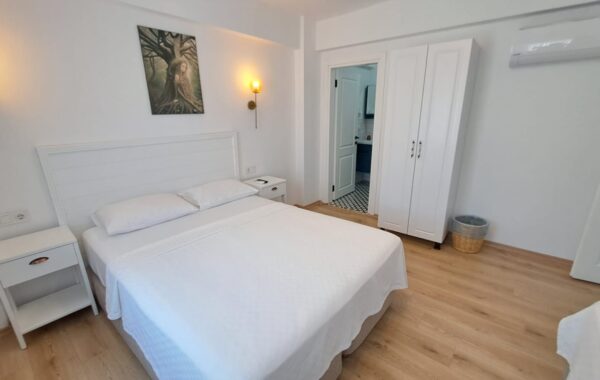 Deluxe Bahçe Manzaralı Oda